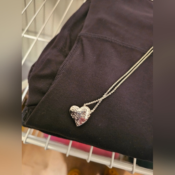 Swarvoski Clear Heart Pendant Necklace - Picture 7 of 9